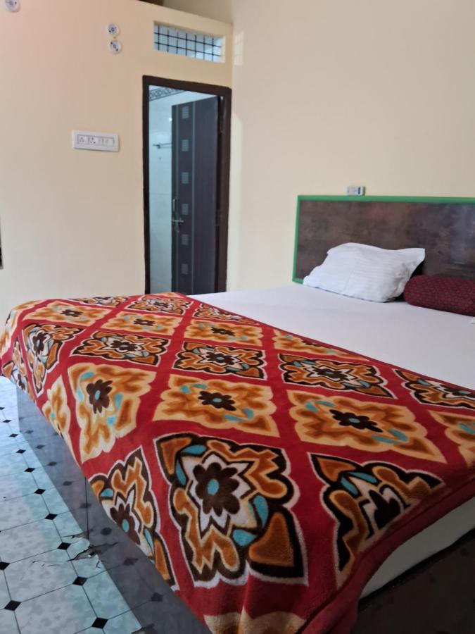 Blue Sky Homestay Khajurāho Exterior photo