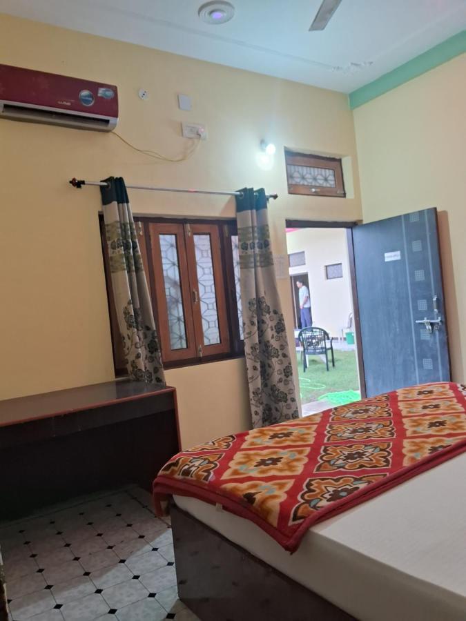 Blue Sky Homestay Khajurāho Exterior photo